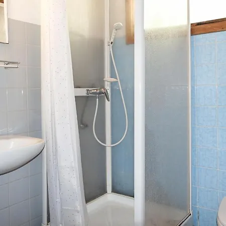 3 Bedroom Amazing Home In Nexo *