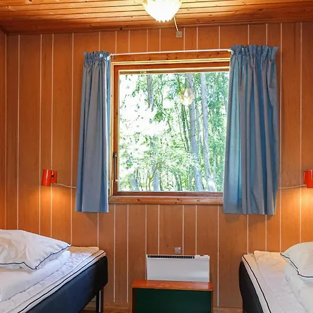 A In With 3 Bedrooms *