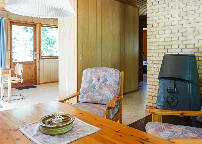 A In With 3 Bedrooms 펜션 넥소